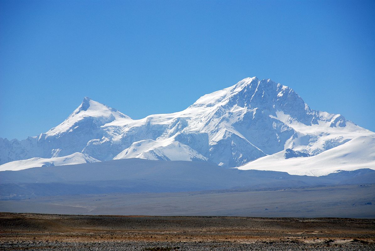 11 Phola Gangchen And Shishapangma From Just Before After Shishapangma Checkpoint Phola Gangchen And Shishapangma continue to dominate the far west horizon as we approach Peiko Tso.